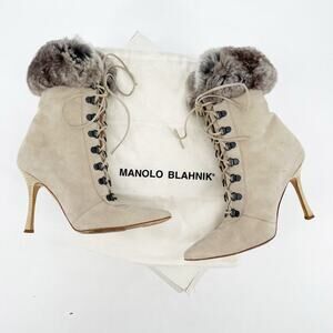 Manolo Blahnik Beige Suede Rabbit Fur Trim Lace Up Pointed Toe Bootie IT 37